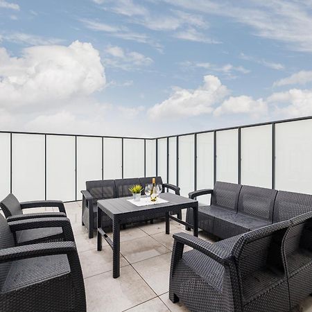 Apartamento Ina Rent - Przystan Letnica Gdansk Exterior foto